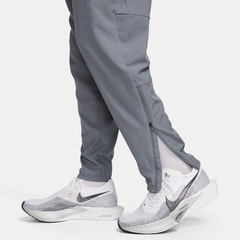 Calça Nike Challenger Woven Masculina - Foto 6