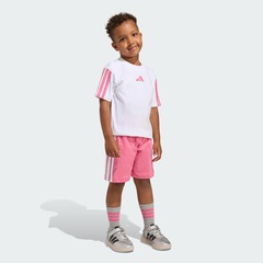 Conjunto Camiseta + Shorts Infantil adidas Essentials - Foto 3