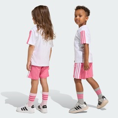 Conjunto Camiseta + Shorts Infantil adidas Essentials - Foto 8