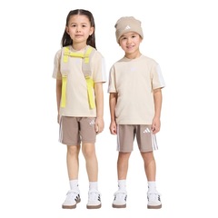 Conjunto Camiseta + Shorts Infantil adidas Essentials - Foto 1