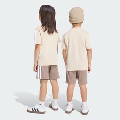 Conjunto Camiseta + Shorts Infantil adidas Essentials - Foto 8