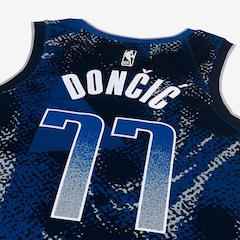 Regata Nike NBA Luka Dončić Los Angeles Lakers 2025/26 Select Series Masculina - Foto 5