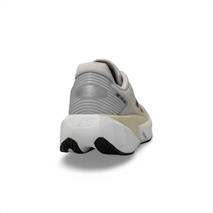 Tênis Feminino New Balance Fuelcell Rebel V5 - Foto 4