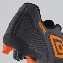 Chuteira Campo Umbro Attak III Masculino - Foto 6