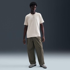 Camiseta Nike Sportswear Essential Masculina - Foto 2