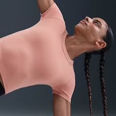 Camiseta Nike Dri-FIT One Cropped Feminina - Foto 3