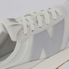 Tênis Feminino New Balance 370 V1 - Foto 7