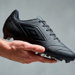 Chuteira de Campo Adulto Umbro Attak III - Foto 5