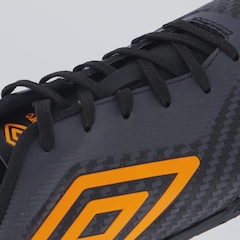 Chuteira Umbro Attak III Society Adulto - Foto 7