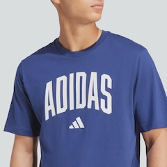 Camiseta adidas Grafica Collegiate - Masculina - Foto 5