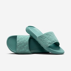 Chinelo Feminino Nike Victori One - Foto 2