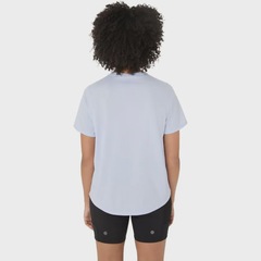 Camiseta ASICS Fujitrail Logo - Feminino - Foto 2