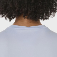 Camiseta ASICS Fujitrail Logo - Feminino - Foto 6