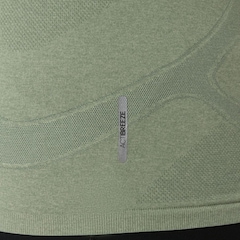 Camiseta ASICS Road Seamless - Feminino - Foto 5