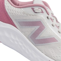 Tênis New Balance Fresh Foam Arishi V4 - Feminino - Foto 6