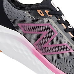 Tênis New Balance Fresh Foam Arishi V4 - Feminino - Foto 6