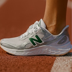 Tênis New Balance Fresh Foam Arishi V4 - Masculino - Foto 2