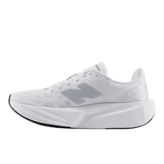 Tênis Feminino New Balance Fuelcell Rebel V5 - Foto 3