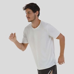 Camiseta Olympikus Corre Performance Masculina - Foto 4