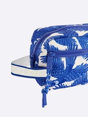 Necessaire Farm Amô Voo Das Araras Feminina - Foto 2