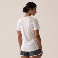 Camiseta Fila Basic Sports III Feminina - Foto 2
