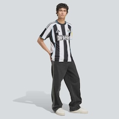 Camiseta Newcastle United 25/26 Home adidas Masculina - Foto 3