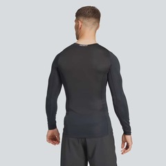 Camiseta Manga Longa adidas Techfit Masculina - Foto 2