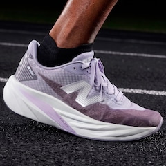 Tênis Feminino New Balance Fuelcell Rebel V5 - Foto 8