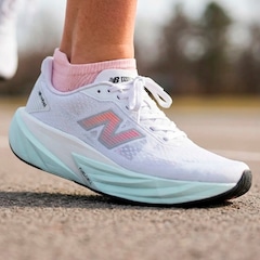 Tênis Feminino New Balance Fuelcell Rebel V5 - Foto 7