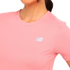 Camiseta New Balance Sport Essentials Feminina - Foto 3