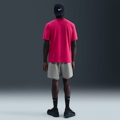 Camiseta Nike Hyverse GFX Masculina - Foto 5