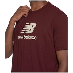 Camiseta New Balance Essentials Masculina - Foto 2