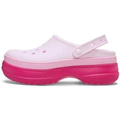 Sandália Feminina Crocs Stacked Clog Dragon Fruit - Foto 3