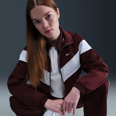 Jaqueta Nike Sportswear Woven Feminina - Foto 3