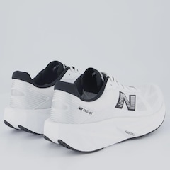 Tênis Masculino New Balance Fuelcell Rebel V5 - Foto 3