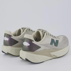 Tênis Masculino New Balance Fuelcell Rebel V5 - Foto 3