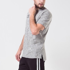 Camiseta Umbro Twr Wide - Masculina - Foto 2