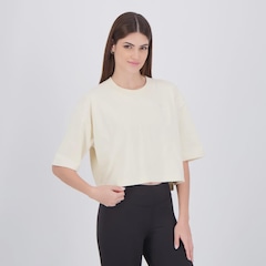Camiseta Cropped New Balance Small Logo Oversized Feminino - Foto 2