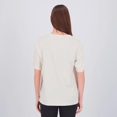 Camiseta Puma ESS Tape Relaxed Feminina - Foto 4