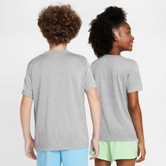Camiseta Nike Dri-FIT Swoosh Infantil - Foto 2