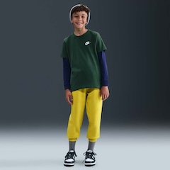 Camiseta Nike Sportswear Futura Infantil - Foto 4