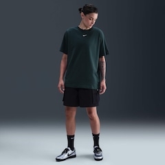 Camiseta Nike Sportswear Feminina - Foto 4