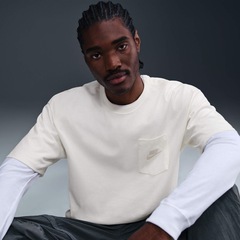 Camiseta Nike Sportswear Essentials Masculina - Foto 3