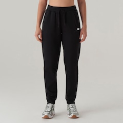 Calça com Felpa New Balance Essentials Feminina - Foto 1
