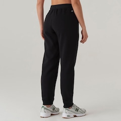 Calça com Felpa New Balance Essentials Feminina - Foto 3