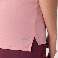 Camiseta Regata New Balance Sport Essentials Feminina - Foto 3