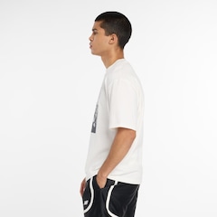 Camiseta New Balance NB Hoops Championship Masculina - Foto 3