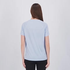 Camiseta Umbro Legacy Field Feminina - Foto 4