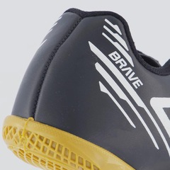 Chuteira Futsal Infantil Umbro Brave - Foto 6