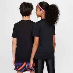 Camiseta Nike Dri-FIT Legend Swoosh Infantil - Foto 2